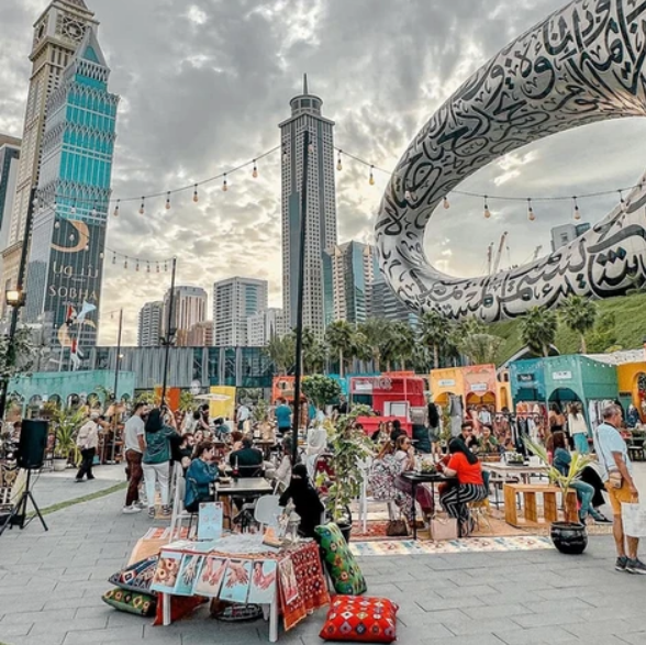 For a cultural experience, there will be a henna design station, arts and crafts sessions for children, a caricature, and more under the stars. Visitors can also have fun by trying their luck at the games area to win a stuffed toy.