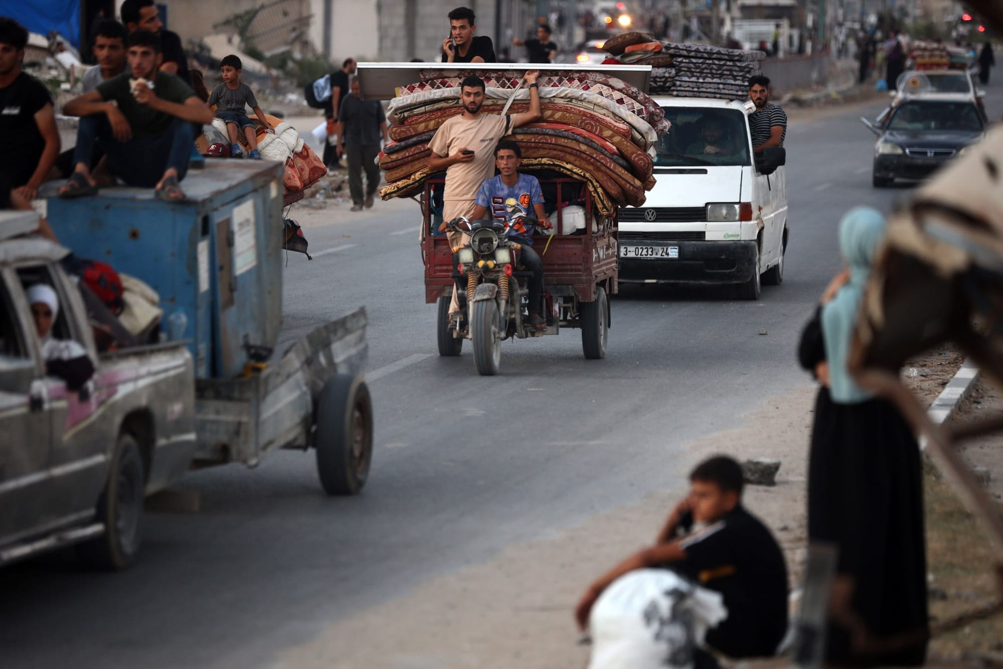 "WHO warns that mass displacement in Gaza raises infectious disease risks."