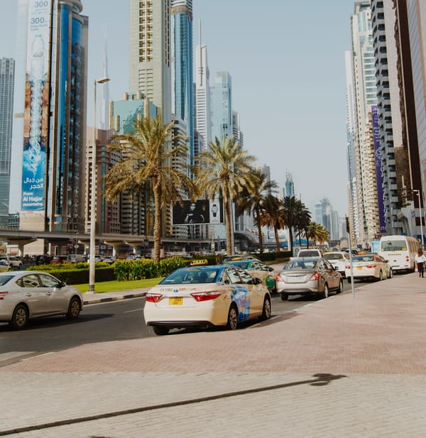 The Dubai Roads and Authority (RTA) has introduced free parking across the city during iftar time