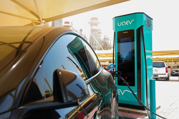 MoEI and Etihad have formalized a joint venture to deliver top-notch EV fast-charging infrastructure in the UAE.